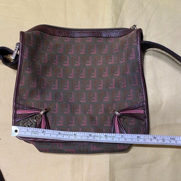 Fendi crossbody - Picture 15 of 16